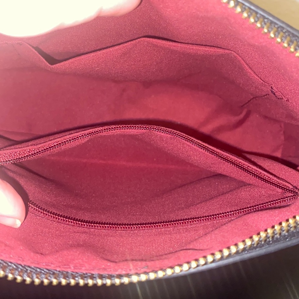 Crossbody Bag - Picture 4 of 4